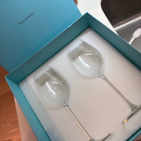 Tiffany & Co. Other - Tiffany & Co. Essentials Wine Glass Set - New